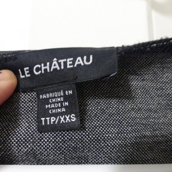 LE CHATEAU black and white checked houndstooth pattern short sleeve top - Picture 6 of 7